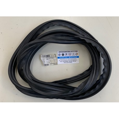 ΛΑΣΤΙΧΟ ΠΟΡΤ ΜΠΑΓΚΑΖ ΝΕΟ ΜΟΝΤΕΛΟ MERCEDES-BENZ W124 MERCEDES-BENZ E-CLASS W124 ΑΠΟ ΑΡΙΘΜΟ ΠΛΑΙΣΙΟΥ TAILGATE RUBBER RUBBER LUGGAG
